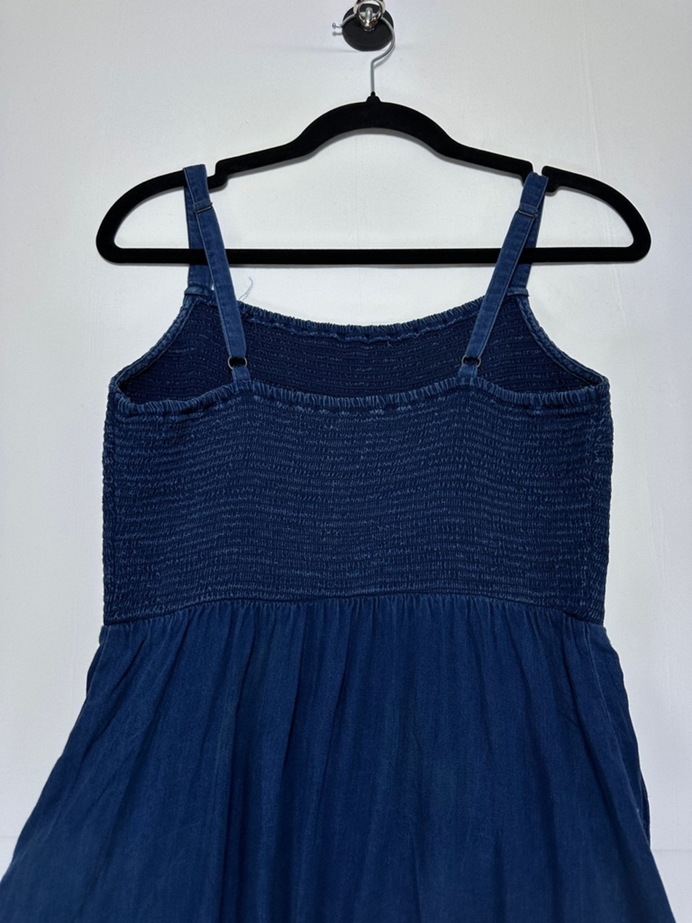 Old Navy Chambray Midi Smocked Bodice Sundress Lyocell Country Concert Size S - Picture 6 of 7